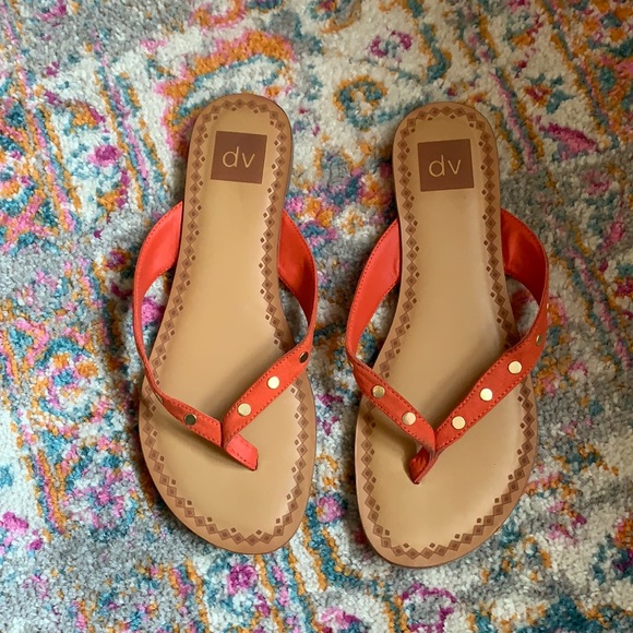 dv flip flops